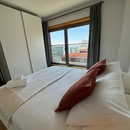 Charmoso Mirante Lisbon