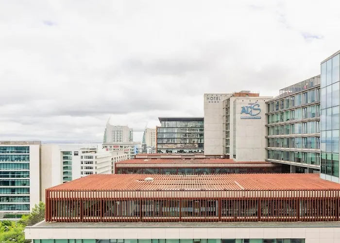 Charmoso Mirante * Lisbon