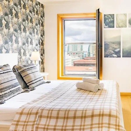 Charmoso Mirante Лісабон